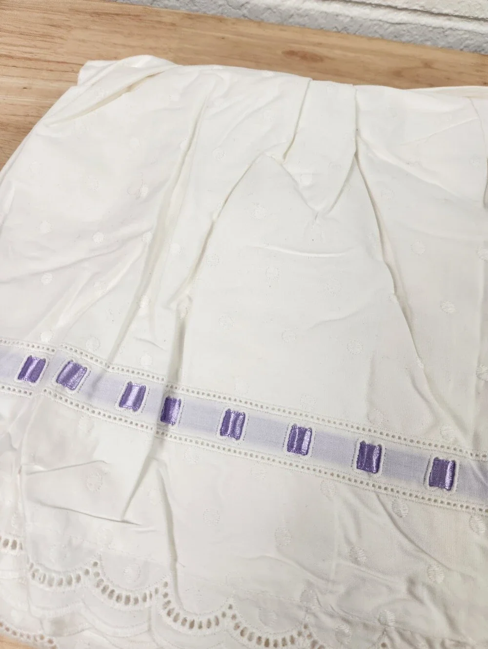 Pottery Barn Kids White Twin Bed Skirt New 13
